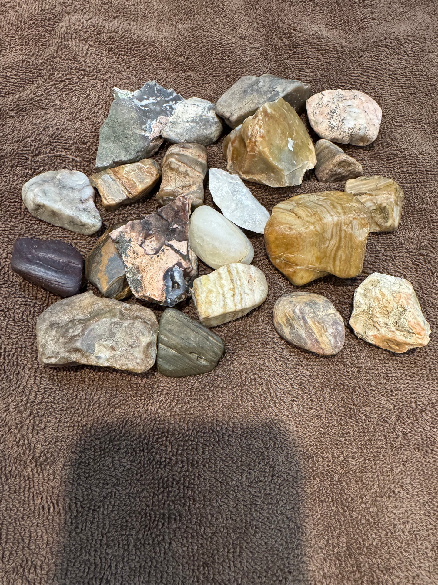 Wyoming Rough Rocks to Tumble!