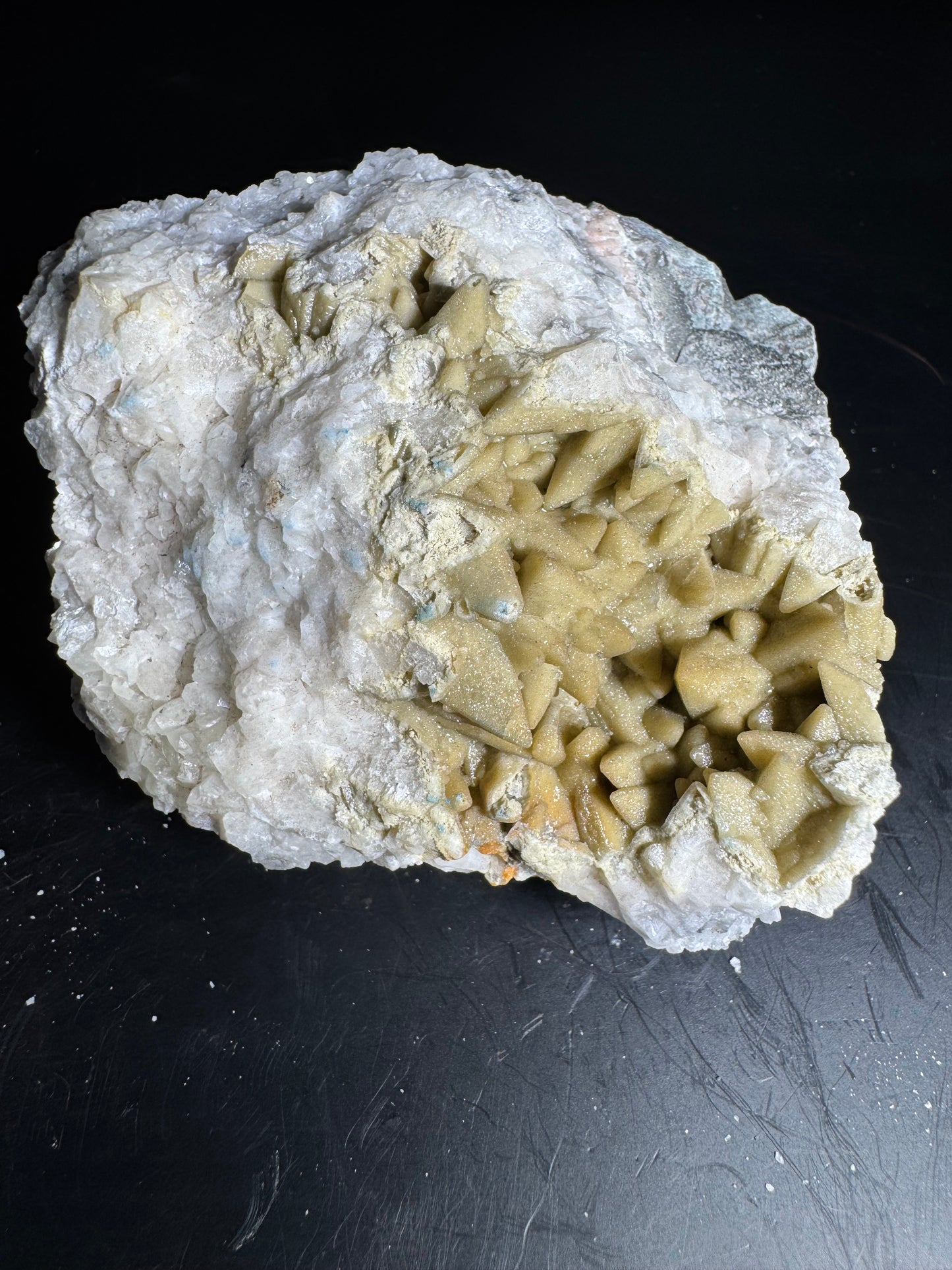 Smithsonite over Dog Tooth Calcite, La Ojuela mine, Mapimi, Durango Mexico 439 grams