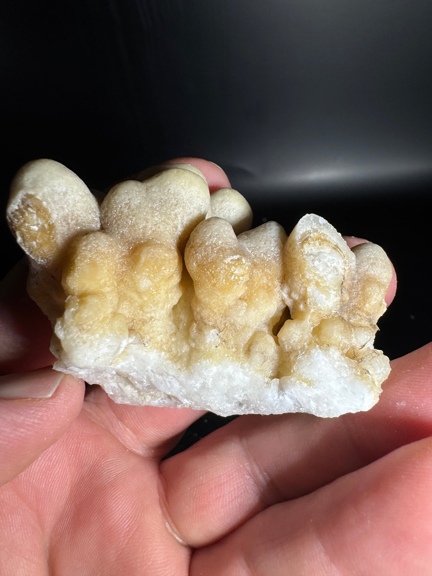 Botryoidal Honey Aragonite - Santa Eulalia, Chihuahua, Mexico 82 g