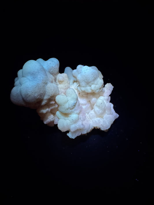 Botryoidal Honey Aragonite - Santa Eulalia, Chihuahua, Mexico 170 g
