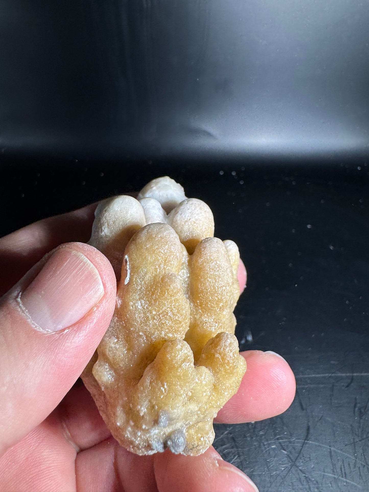 Botryoidal Honey Aragonite - Santa Eulalia, Chihuahua, Mexico 108 g