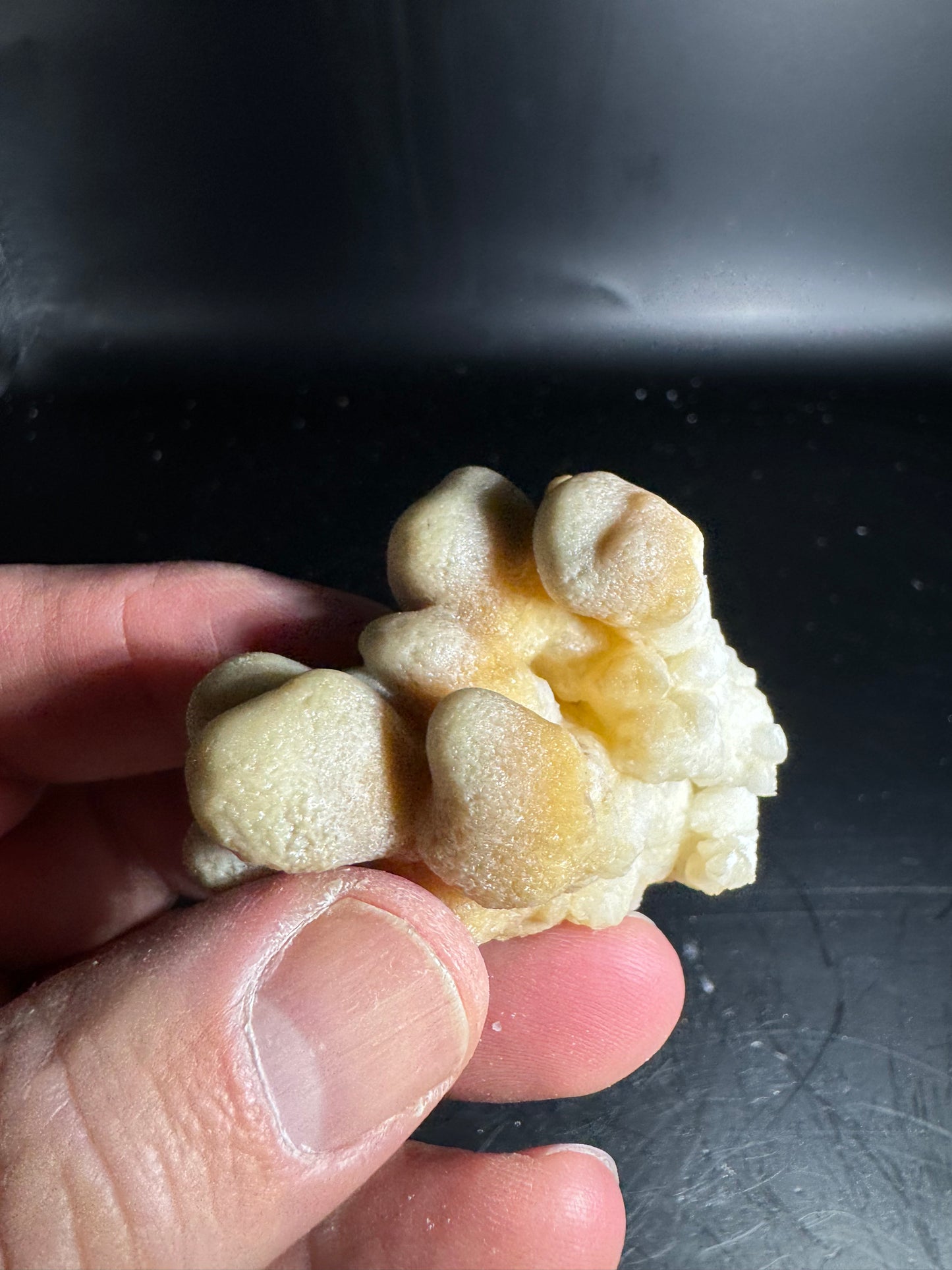 Botryoidal Honey Aragonite - Santa Eulalia, Chihuahua, Mexico 60 g