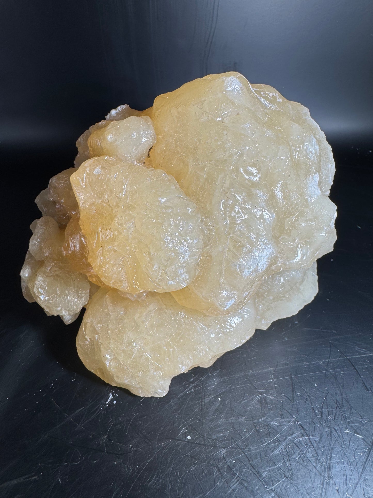 Honey Aragonite - Santa Eulalia, Chihuahua, Mexico 1357 g
