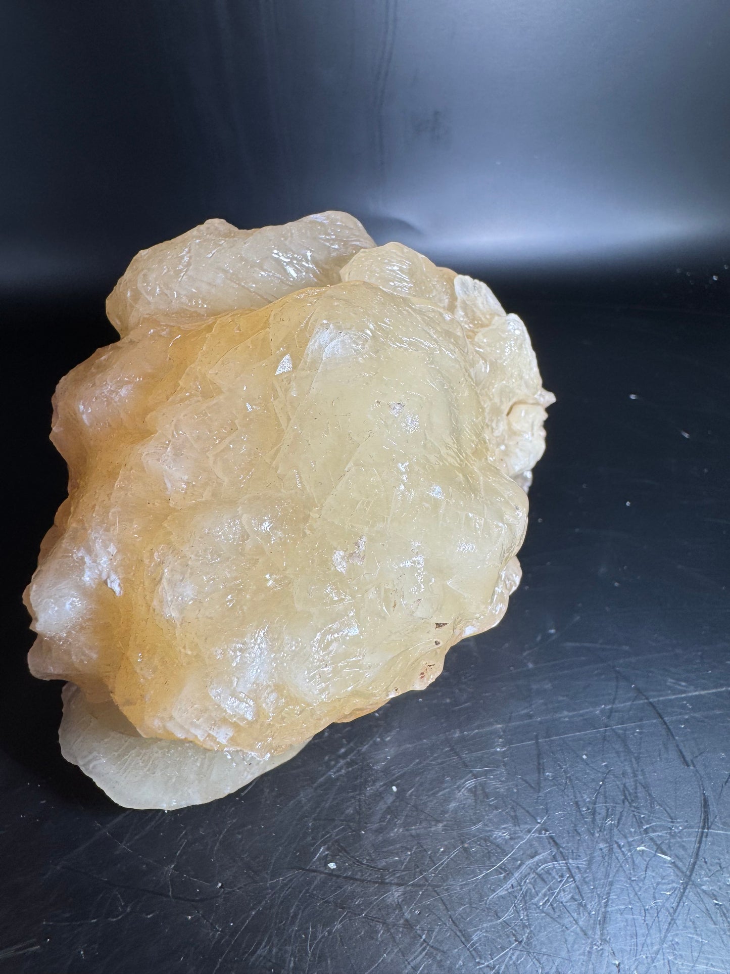Honey Aragonite - Santa Eulalia, Chihuahua, Mexico 1357 g