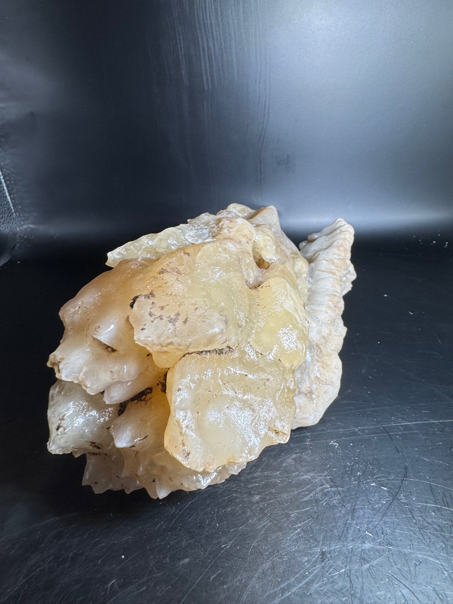 Honey Aragonite - Santa Eulalia, Chihuahua, Mexico 1515 g
