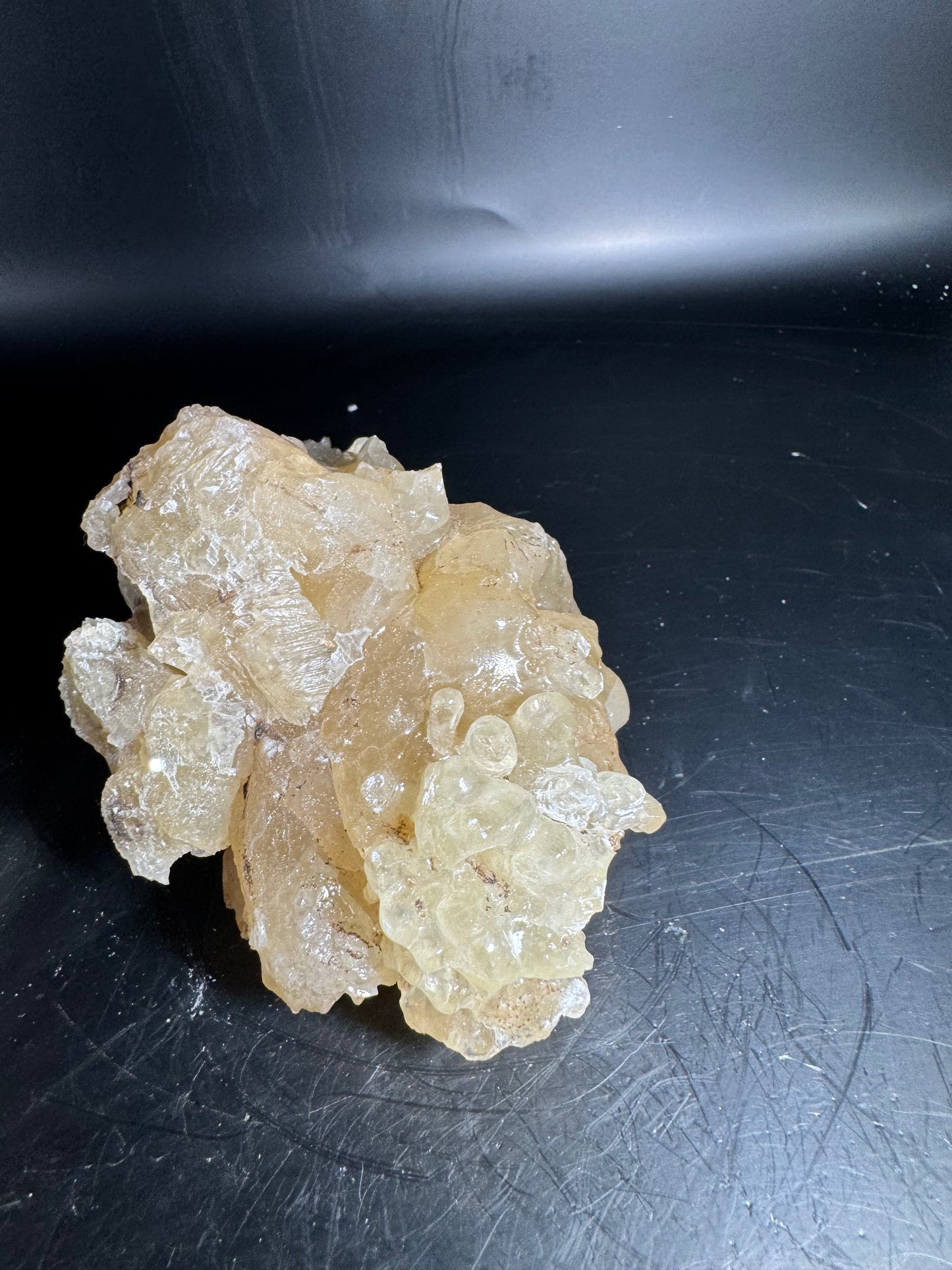Honey Aragonite - Santa Eulalia, Chihuahua, Mexico 612 g