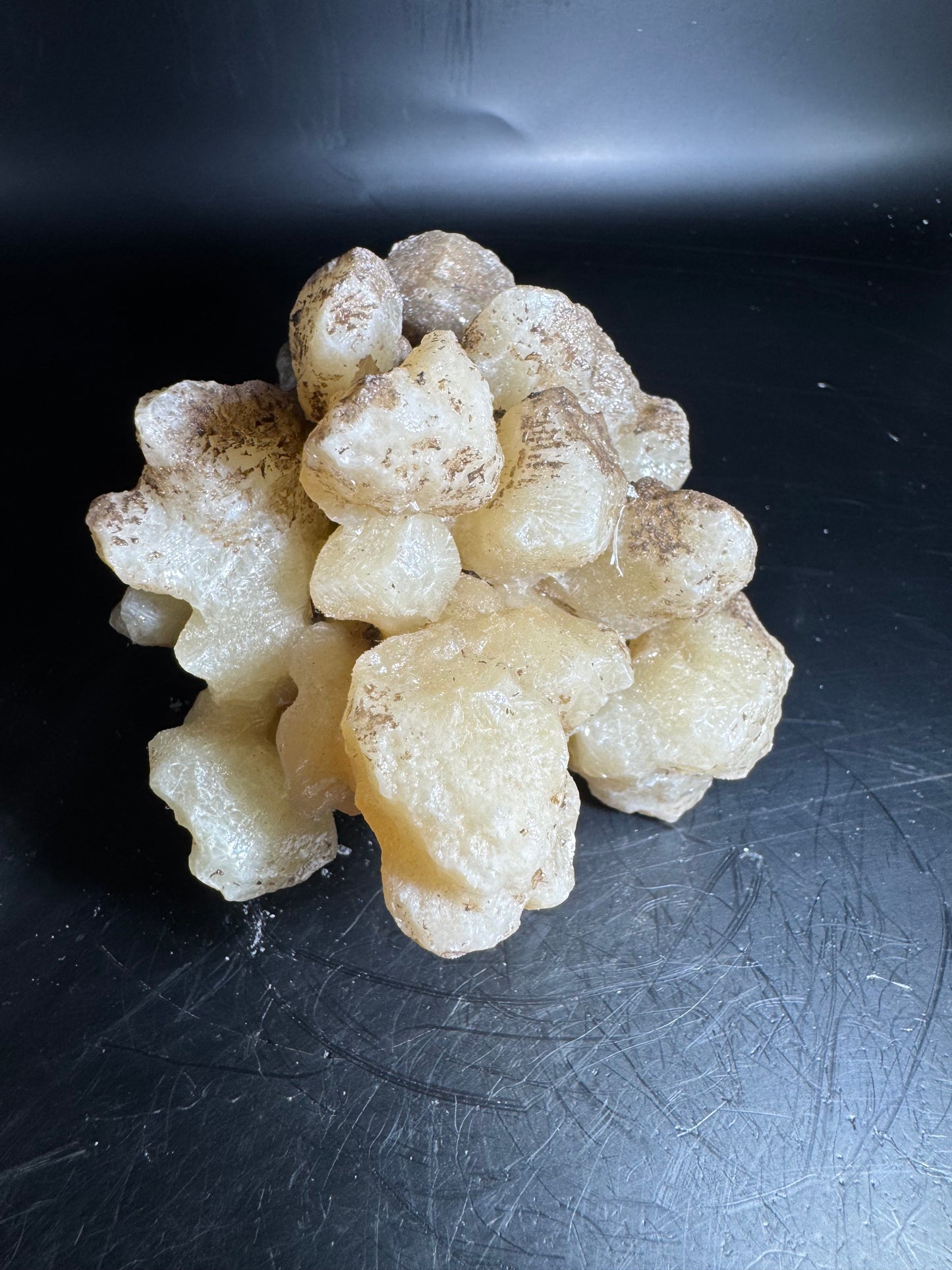 Honey Aragonite - Santa Eulalia, Chihuahua, Mexico 683 g