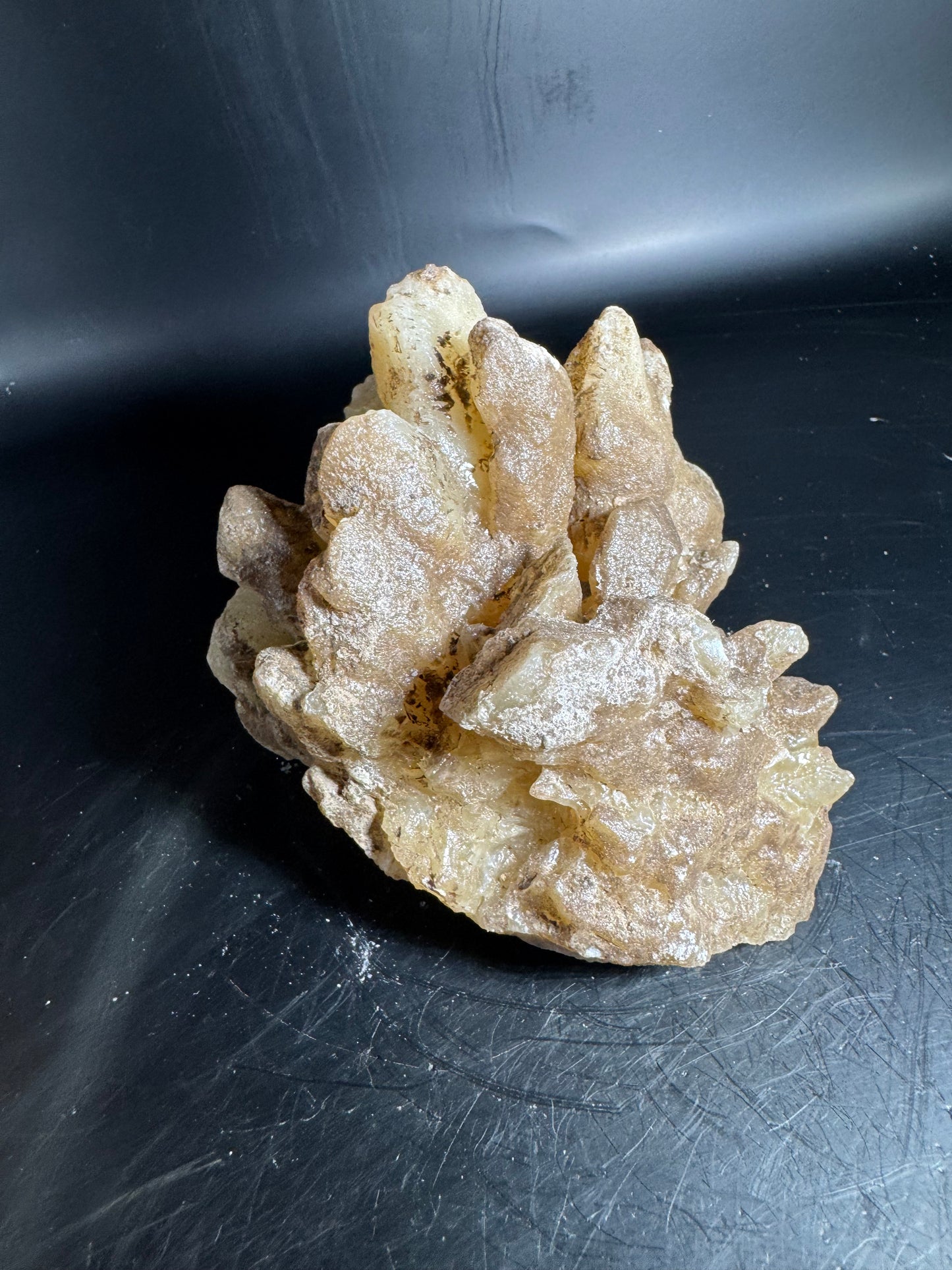 Honey Aragonite - Santa Eulalia, Chihuahua, Mexico 683 g