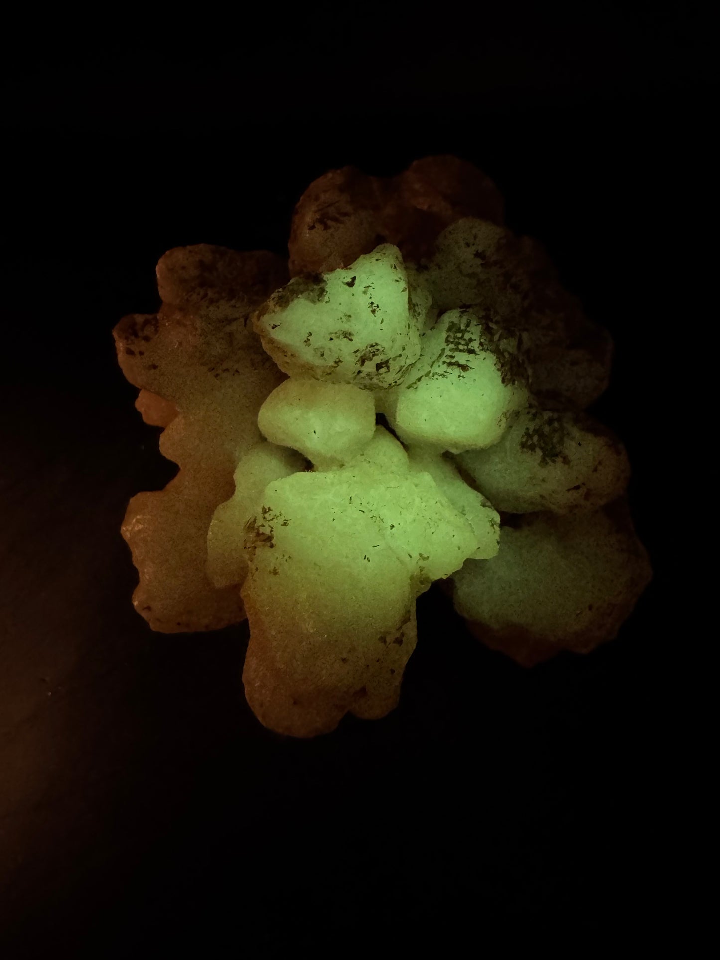 Honey Aragonite - Santa Eulalia, Chihuahua, Mexico 683 g