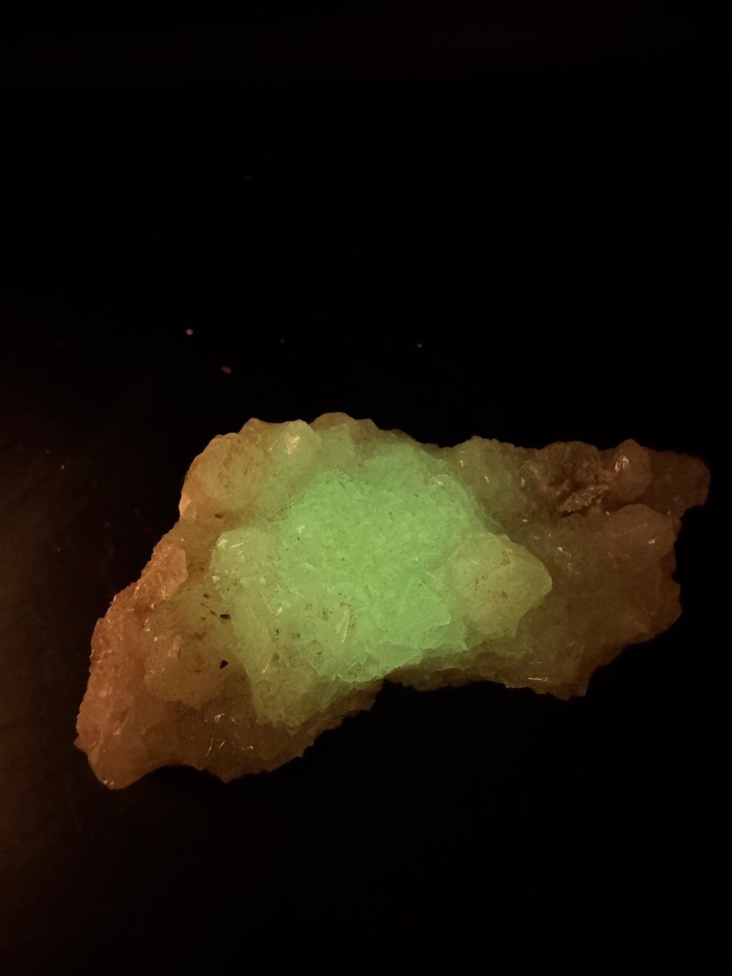 Honey Aragonite - Santa Eulalia, Chihuahua, Mexico 182 g