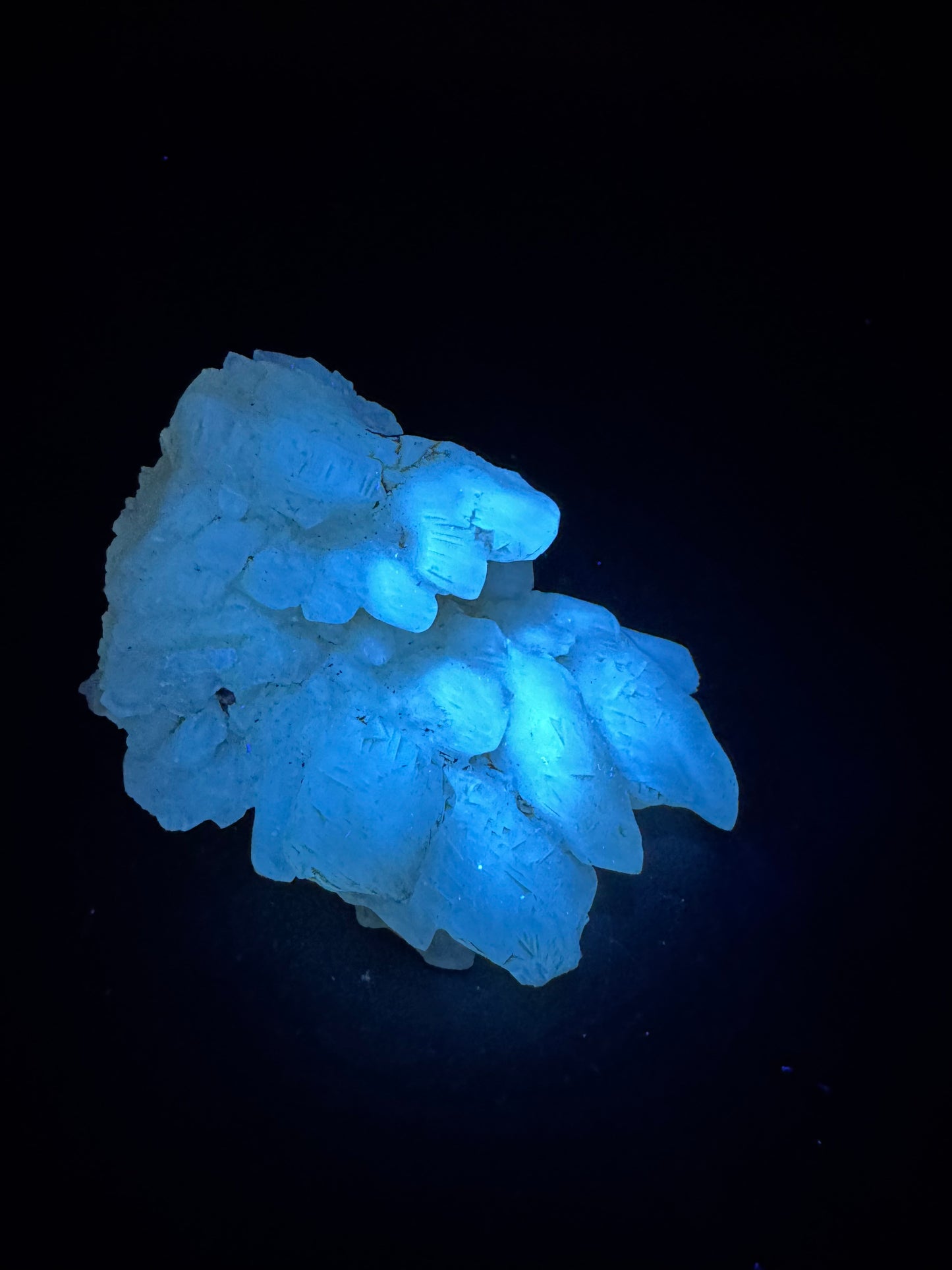 Honey Aragonite - Santa Eulalia, Chihuahua, Mexico 209 g