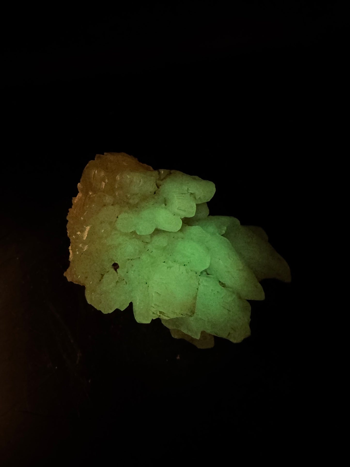Honey Aragonite - Santa Eulalia, Chihuahua, Mexico 209 g