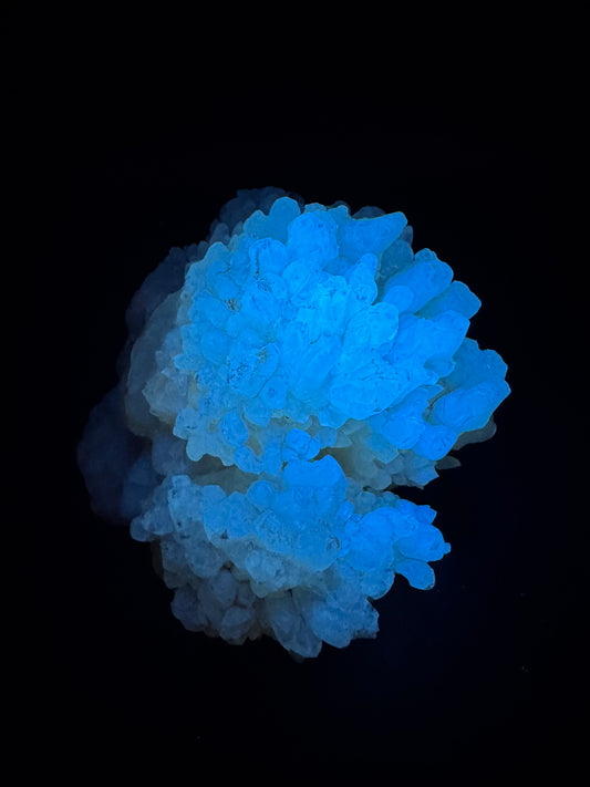 Honey Aragonite - Santa Eulalia, Chihuahua, Mexico 1127 g