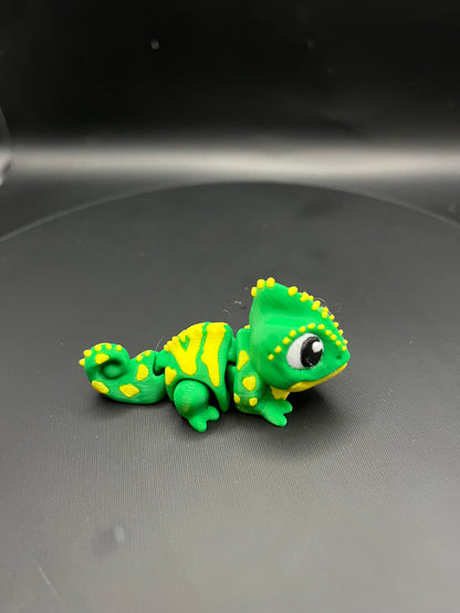 Flexi Chameleon 3D Printed Articulated Toy | Fidget Reptile Figurine | Mini Flexible Desk Toy Gift