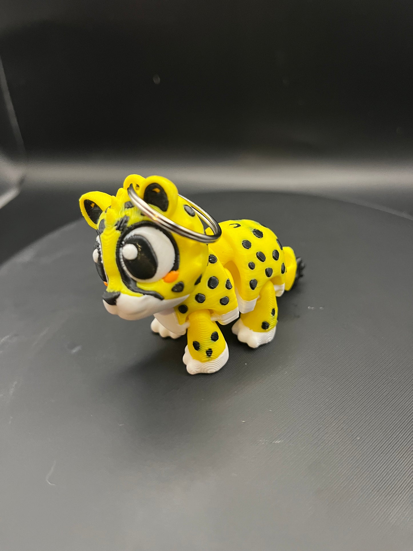 Flexi Cheetah Keychain with Movable Head | 3D Printed Articulated Animal Bag Charm | Cute Safari Gift