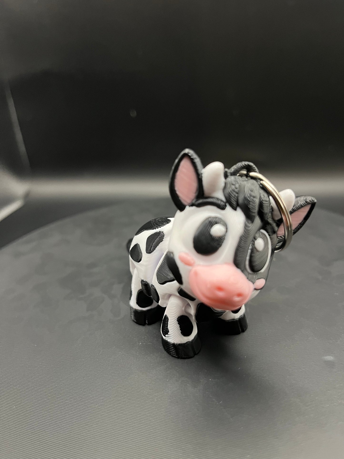 Flexi Cow Keychain - 3D Printed Articulated Moving Head, Cute Farm Animal Charm for Tote Bag, Bag Accessories