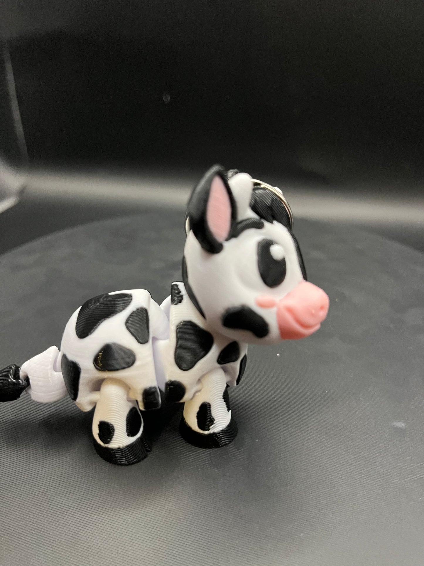Flexi Cow Keychain - 3D Printed Articulated Moving Head, Cute Farm Animal Charm for Tote Bag, Bag Accessories