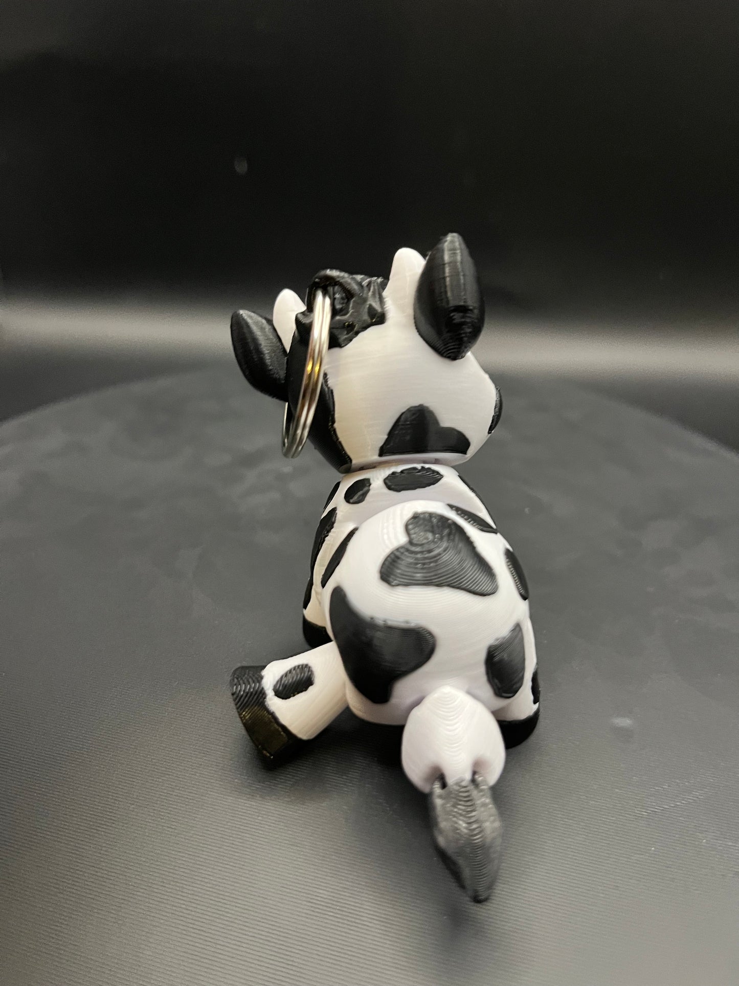Flexi Cow Keychain - 3D Printed Articulated Moving Head, Cute Farm Animal Charm for Tote Bag, Bag Accessories