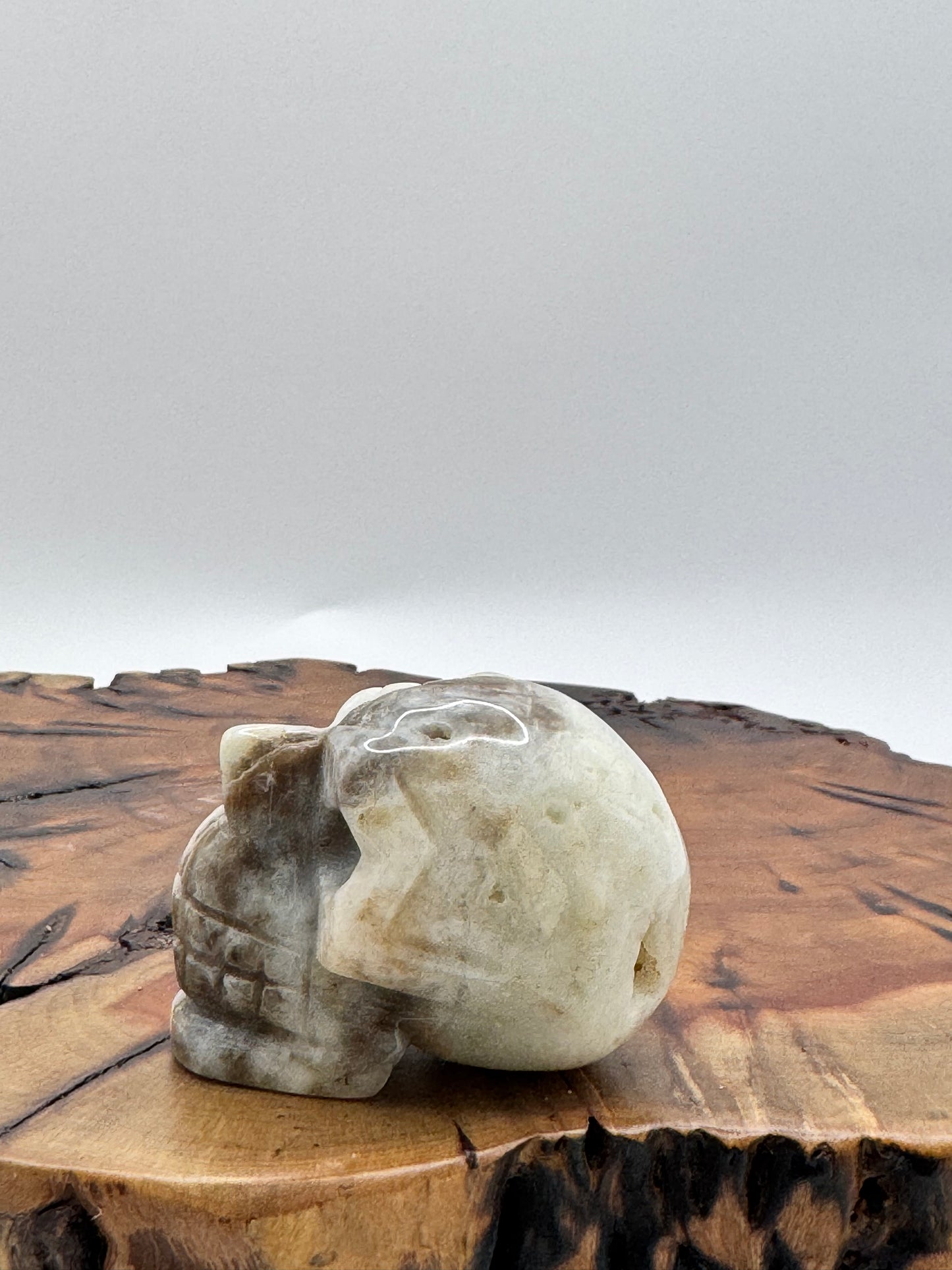Hand Carved Agate Skull with Druzy 2"