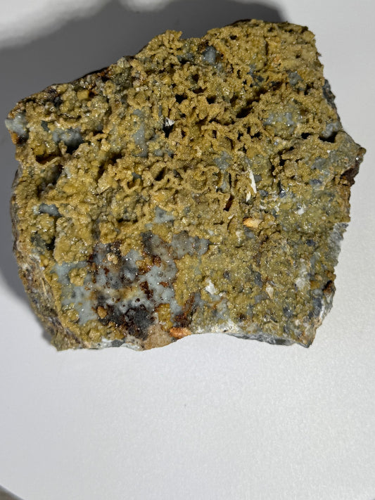 Siderite Quartz Calcite El Potosi mine, Santa Eulalia, Chihuahua, Mx 560 Gr UV Reactive