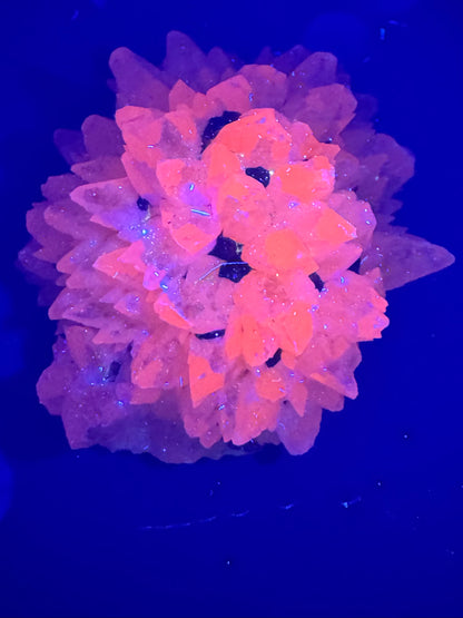 Mangano Calcite from La Huasca Mine, Michoacan Mexico. 97 Grams
