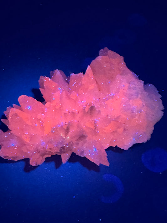 Mangano Calcite from La Huasca Mine, Michoacan Mexico. 63 Grams