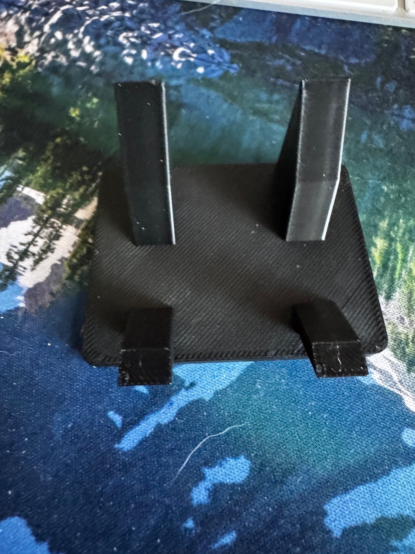 Rock & Mineral Display Stands | Geode Holder