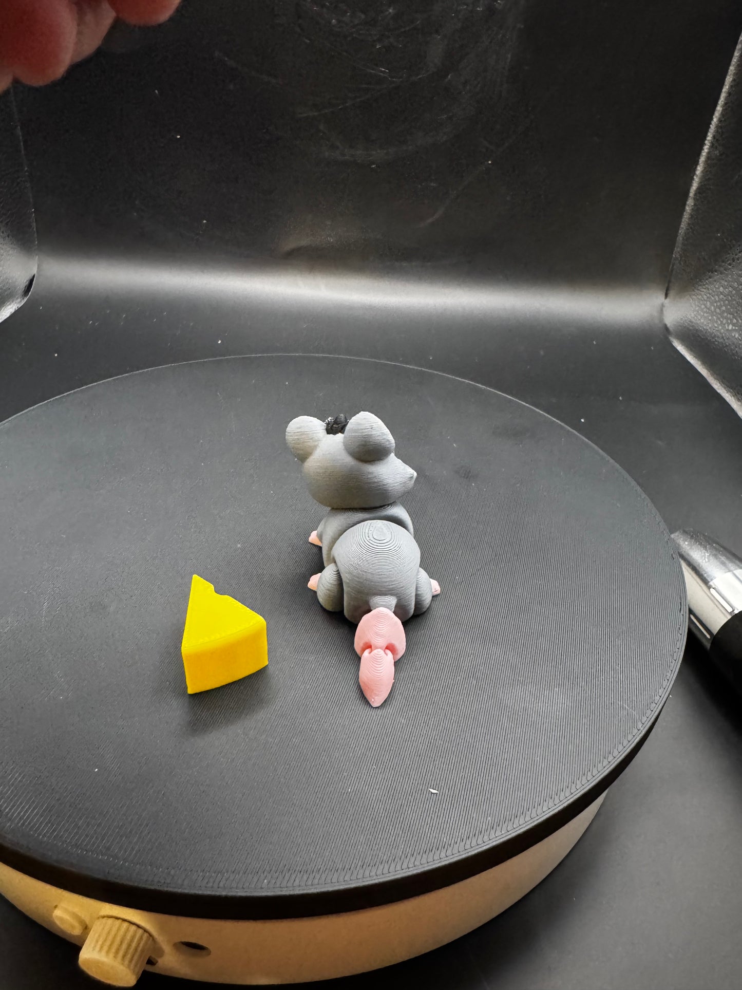 Flexi Mouse with Cheese 2 inch