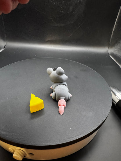 Flexi Mouse with Cheese 2 inch