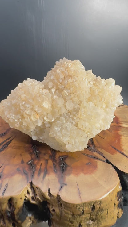 Druzy Quartz (Missouri) 870 Grams
