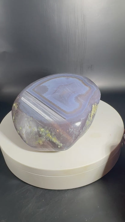 Large Enhydro banded Agate from Brazil